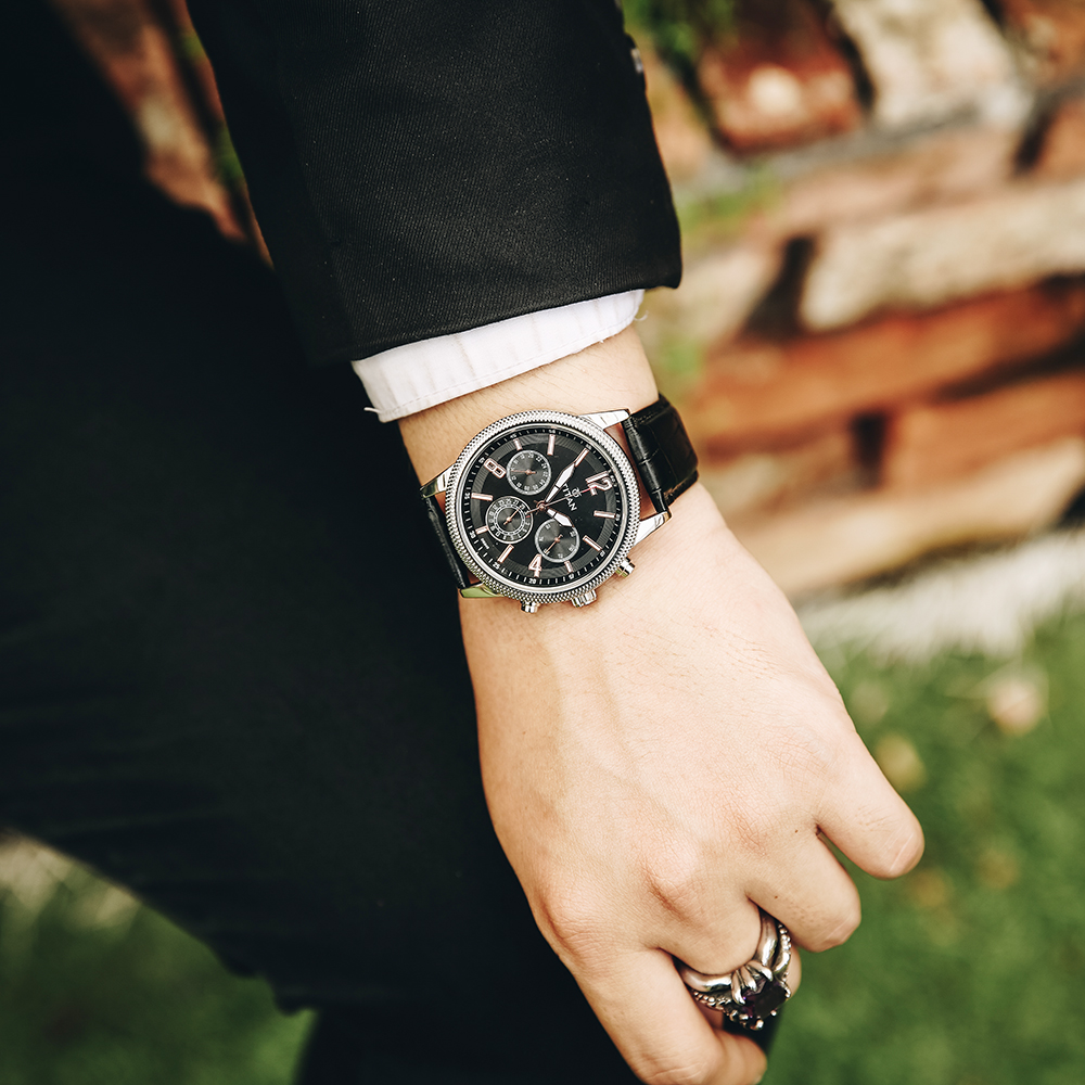 Đồng hồ TITAN 43 mm Nam 1734SL02