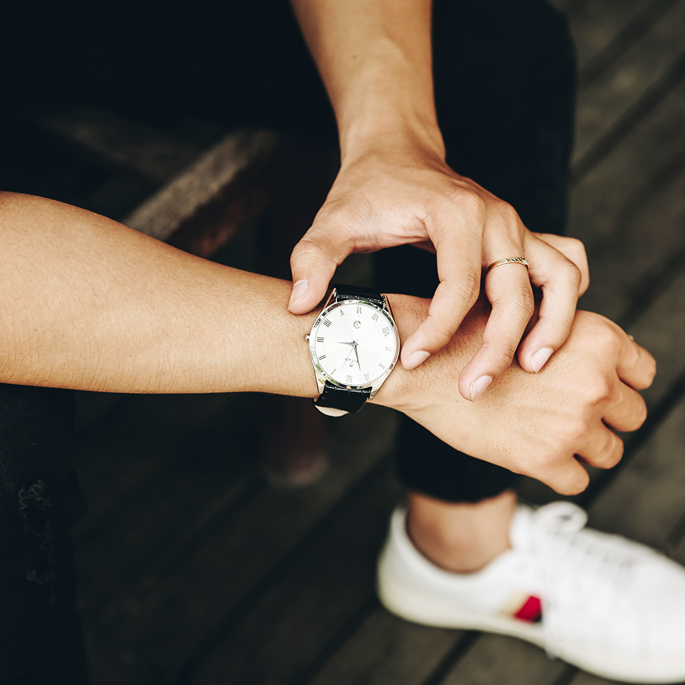 Đồng hồ TITAN 42.5 mm Nam 90054SL01