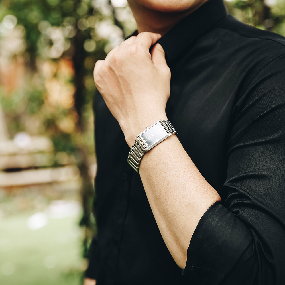 Đồng hồ Nam Titan 1043SM07