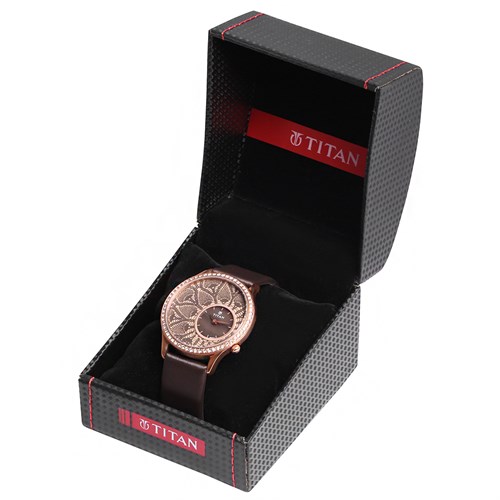 Đồng hồ TITAN 40.9 mm Nữ 9959WL02 Màu Nâu