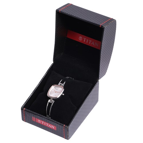 Đồng hồ TITAN Rega Viva 24.5 mm Nữ 2604SM01 Màu Bạc