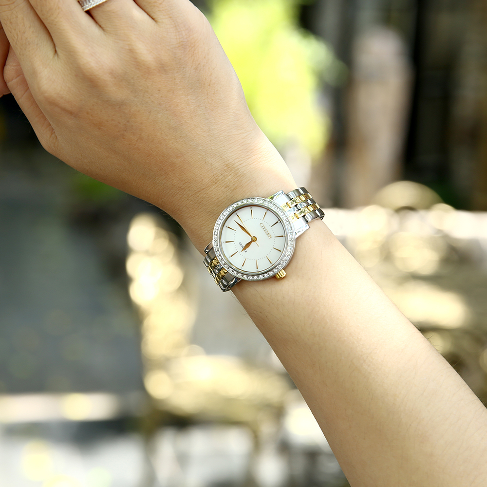 Đồng hồ CITIZEN 31 mm Nữ EL3044-89D
