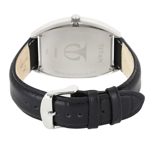 Đồng hồ Nam Titan 1680SL02 Màu Đen