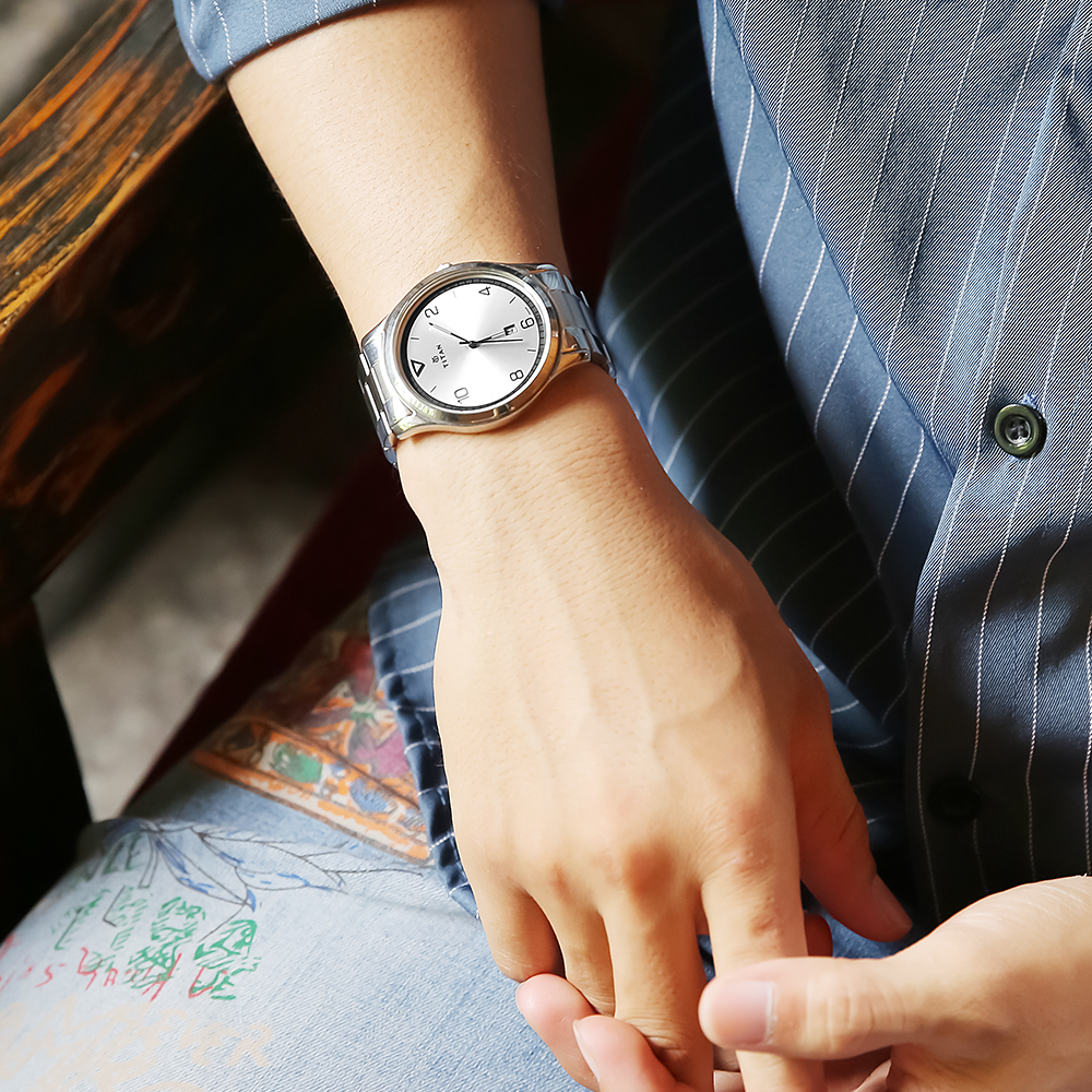 Đồng hồ TITAN 42 mm Nam 1770SM01