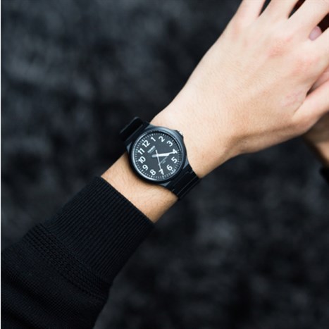 Đồng hồ Nam Casio MW-240-1BVDF Màu Đen