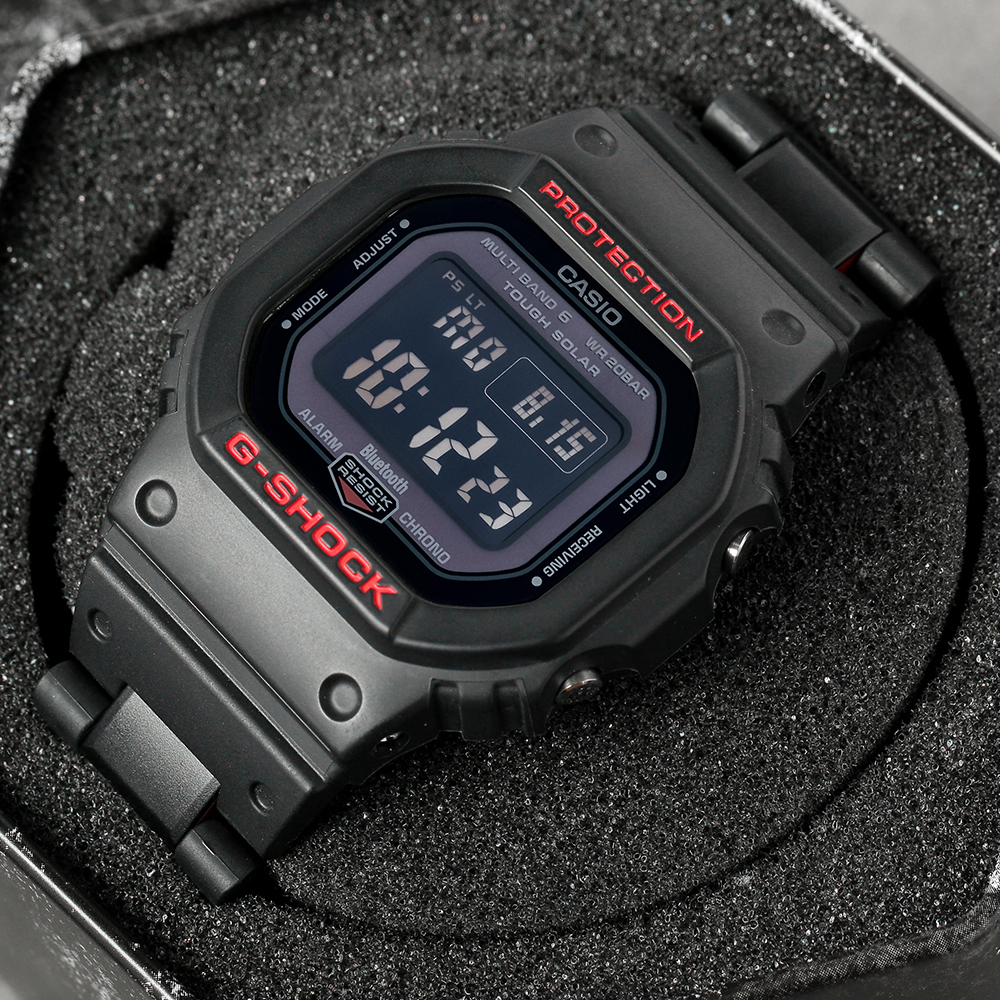 Đồng hồ Nam G-Shock GW-B5600HR-1DR