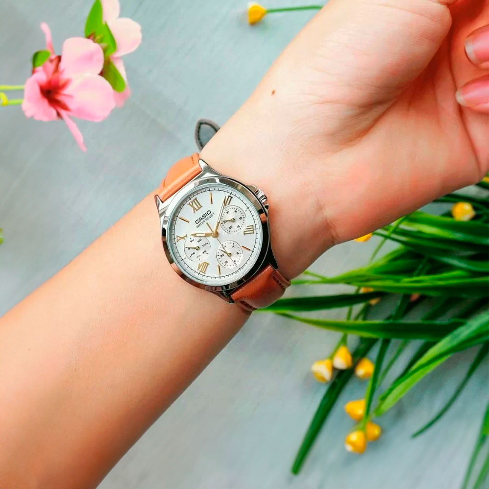Đồng hồ Nữ Casio Timeless LTP-V300L-7A2UDF Màu Nâu