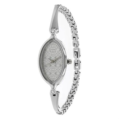 Đồng hồ TITAN 30 mm Nữ 2499SM01 Màu Bạc