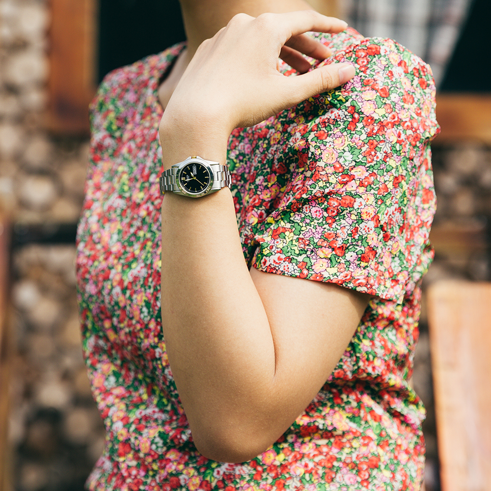 Đồng hồ CITIZEN 26 mm Nữ EQ0564-59E