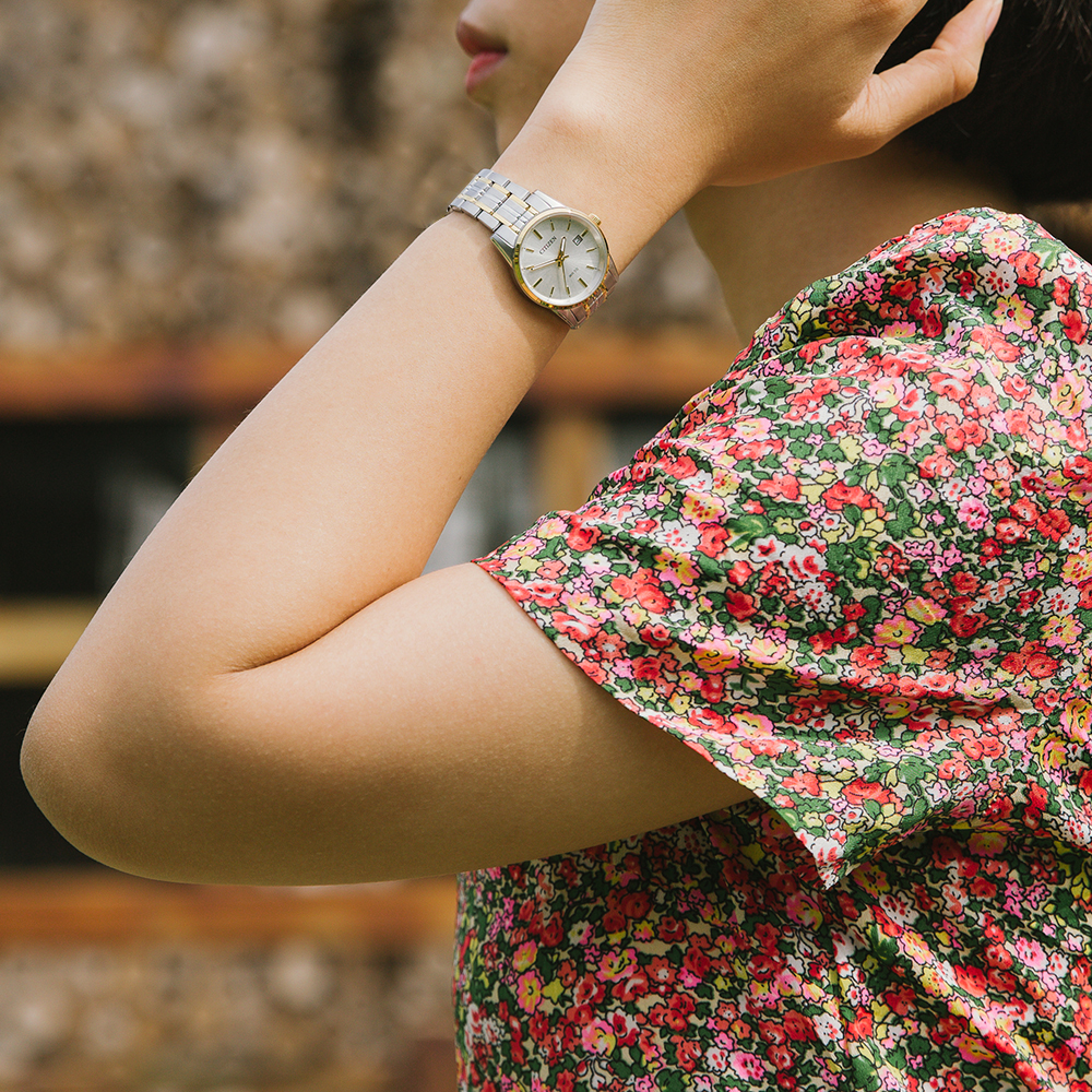 Đồng hồ CITIZEN 27 mm Nữ EU6004-56A