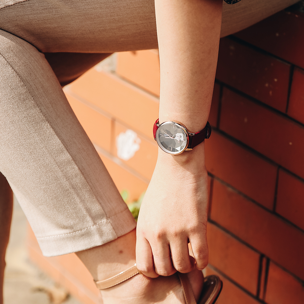 Đồng hồ ELIO 37.3 mm Nữ EL002-01