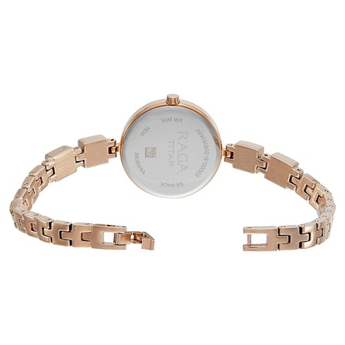 Đồng hồ TITAN 28 mm Nữ 2606WM01 Màu Vàng Hồng