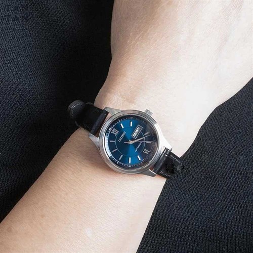 Đồng hồ CITIZEN NJ0114-84E 29 mm Nữ PD7150-03L Màu Đen