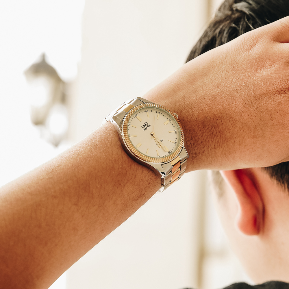 Đồng hồ Q&Q 40 mm Nam S294J401Y