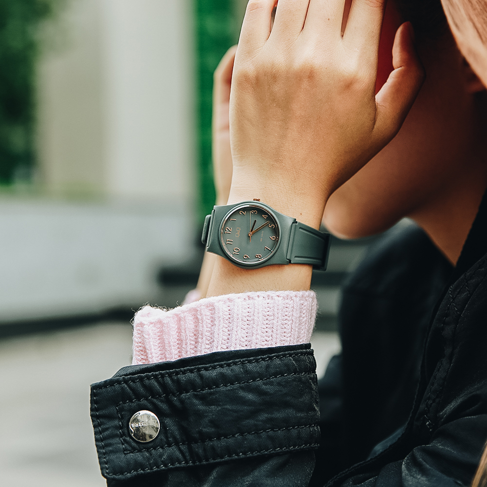 Đồng hồ Q&Q 33 mm Unisex VP34J079Y