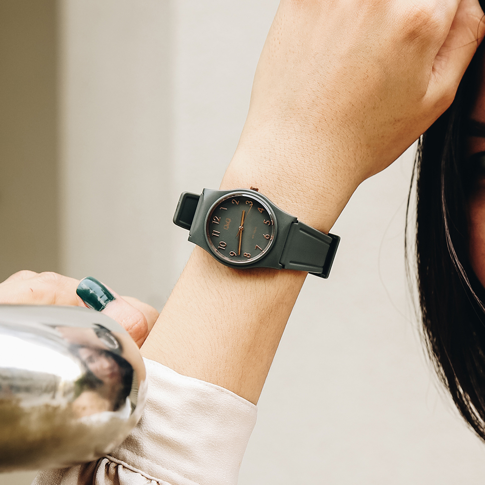 Đồng hồ Q&Q 33 mm Unisex VP34J079Y