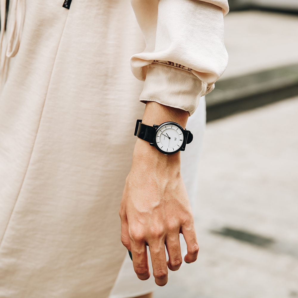 Đồng hồ Q&Q 37 mm Unisex VQ94J001Y