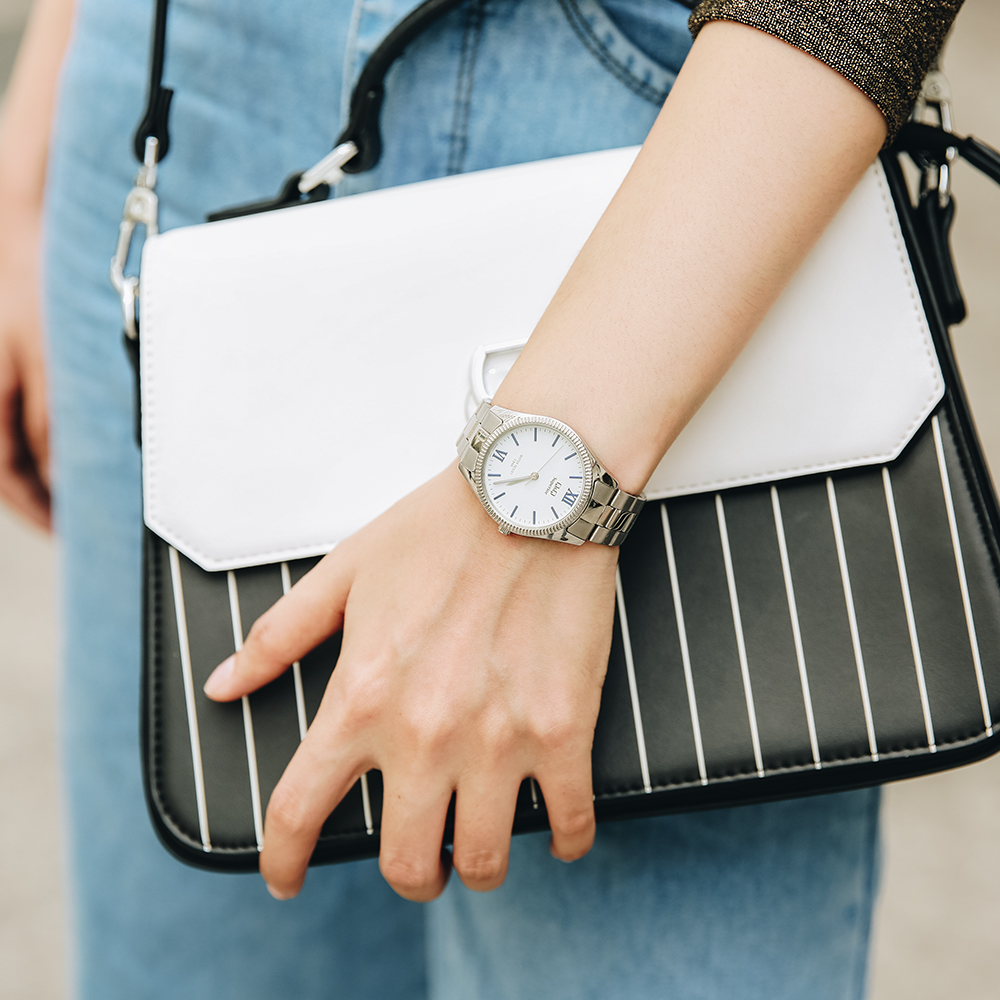 Đồng hồ Q&Q 32 mm Nữ S295J211Y