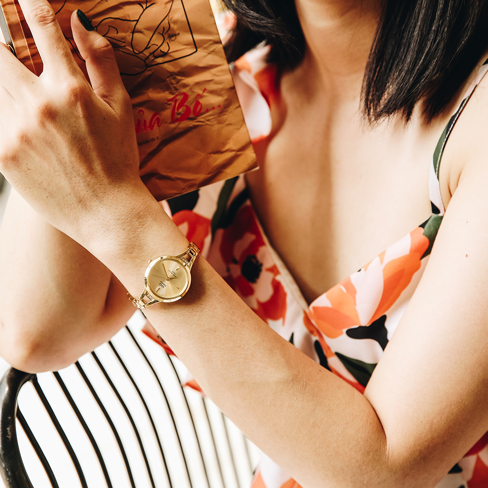 Đồng hồ Q&Q 28 mm Nữ S305J010Y