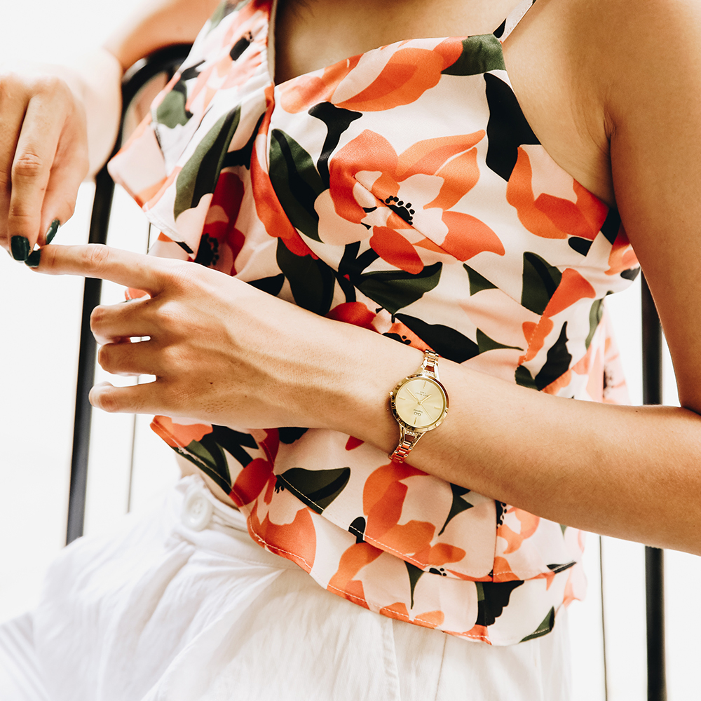 Đồng hồ Q&Q 28 mm Nữ S305J010Y