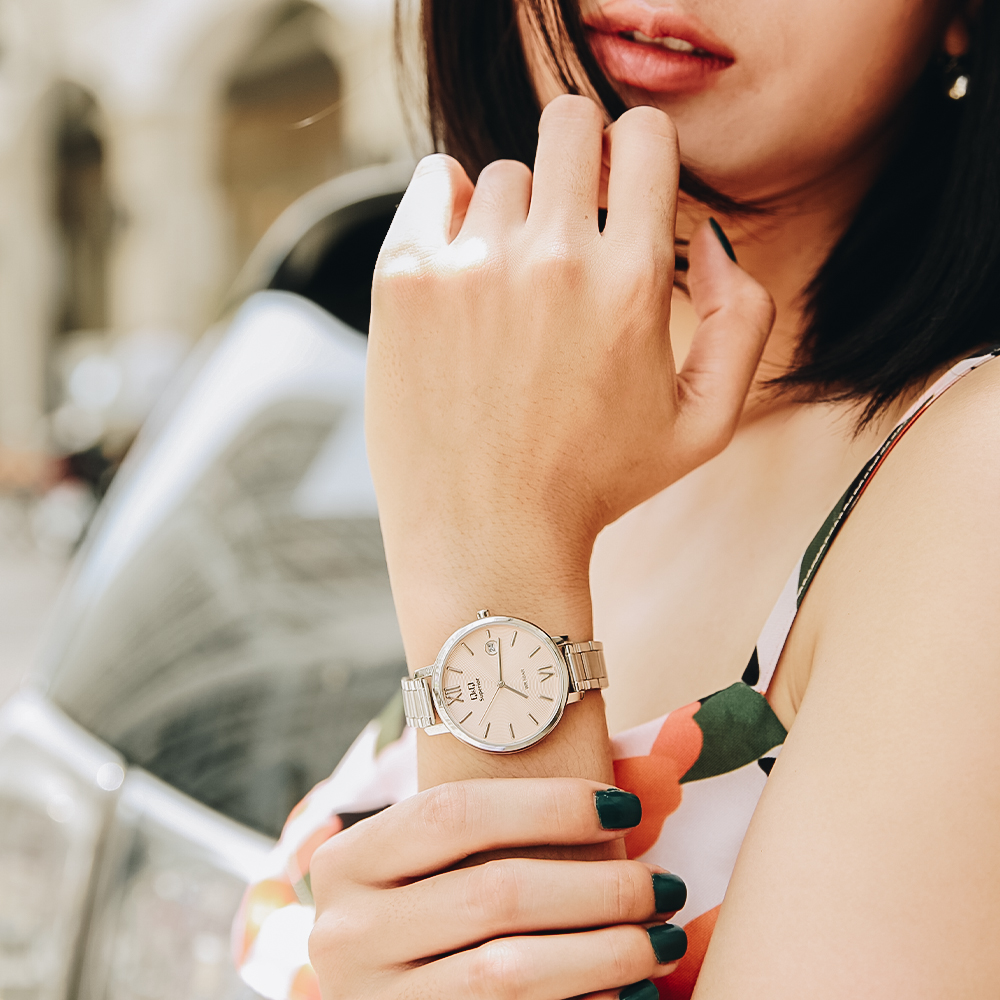 Đồng hồ Q&Q 34 mm Nữ S325J202Y