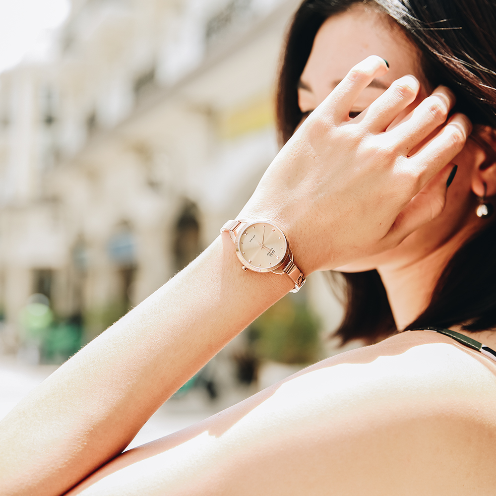 Đồng hồ Q&Q 30 mm Nữ S327J020Y