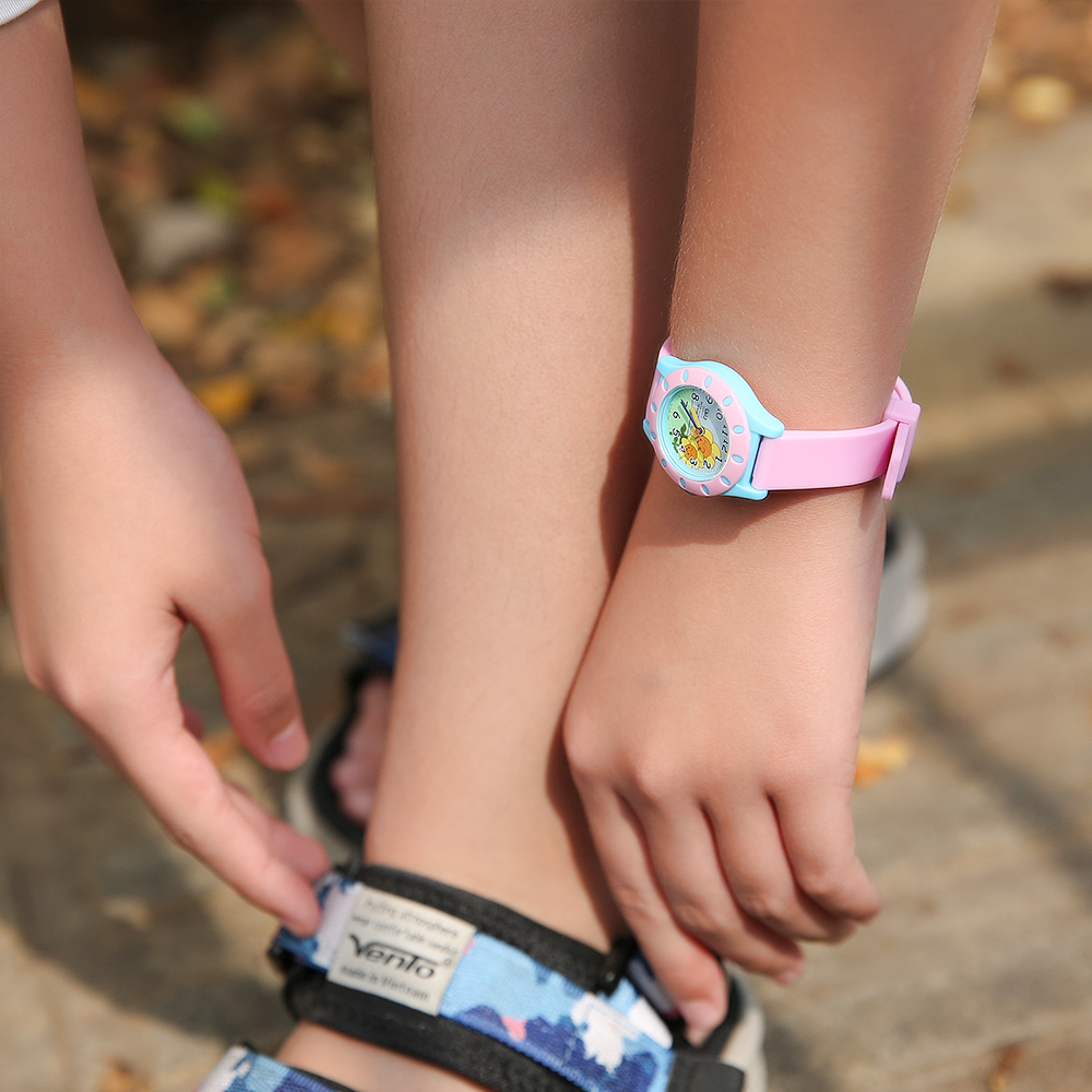 Đồng hồ Q&Q 26.5 mm Trẻ em VQ13J007Y