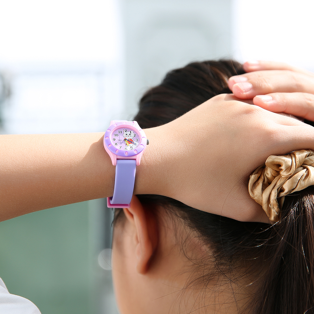 Đồng hồ Q&Q 26.5 mm Trẻ em VQ13J010Y