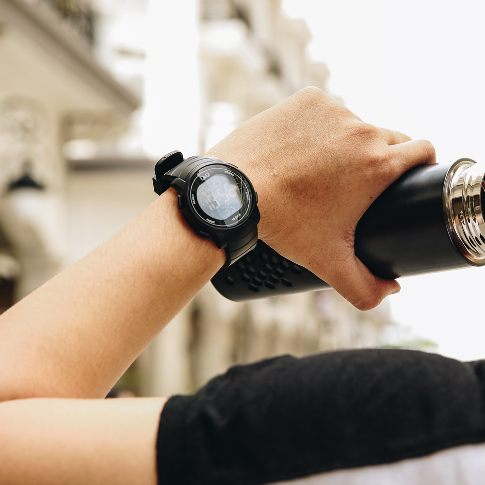 Đồng hồ Q&Q 44 mm Nam M122J001Y