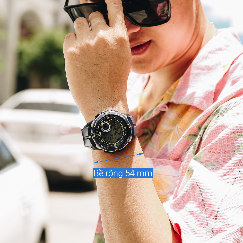 Đồng hồ Q&Q 50 mm Nam M175J004Y