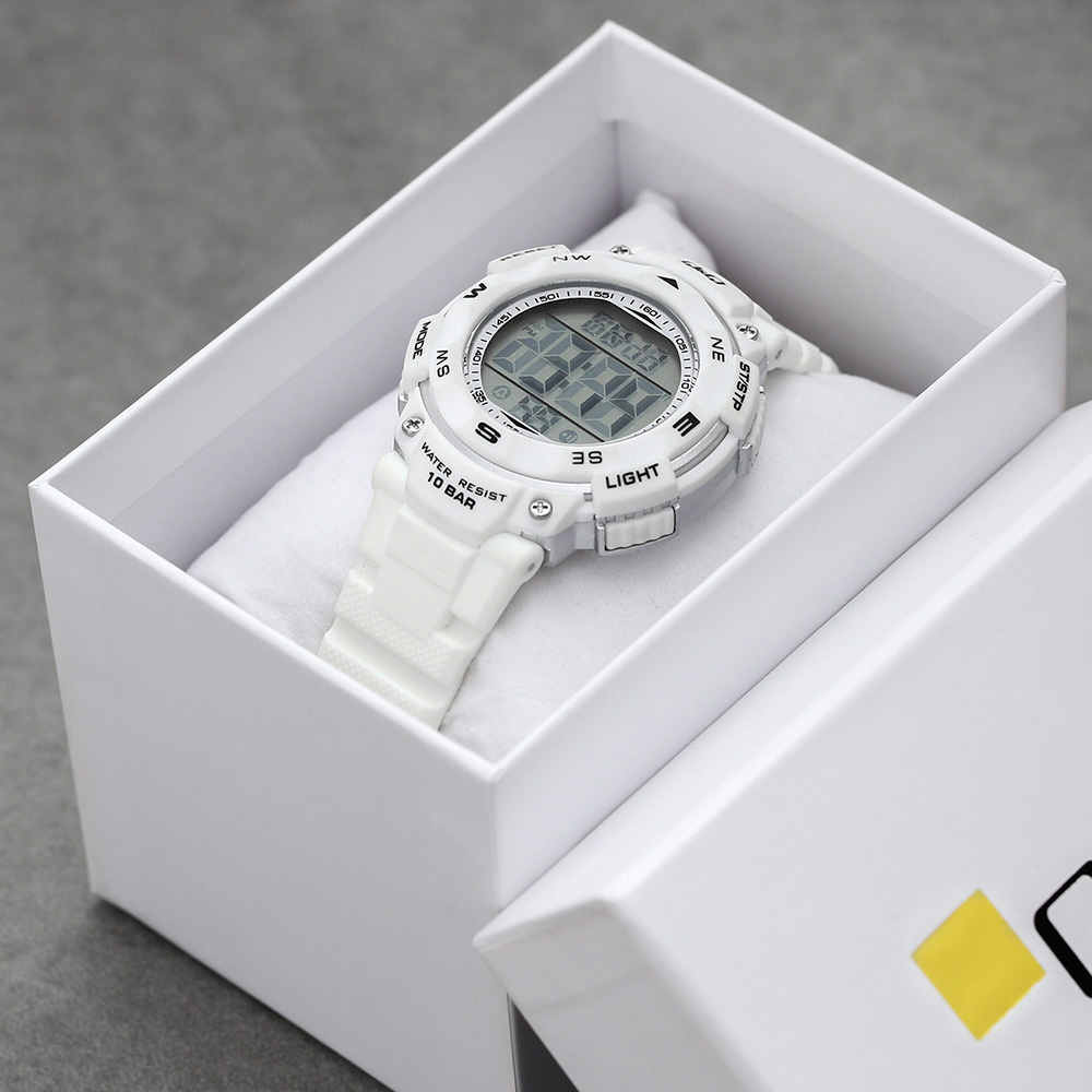 Đồng hồ Q&Q 37 mm Unisex M149J005Y