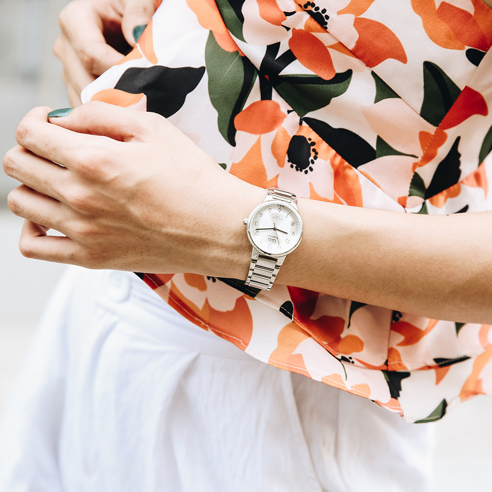 Đồng hồ Q&Q 30 mm Nữ S283J204Y