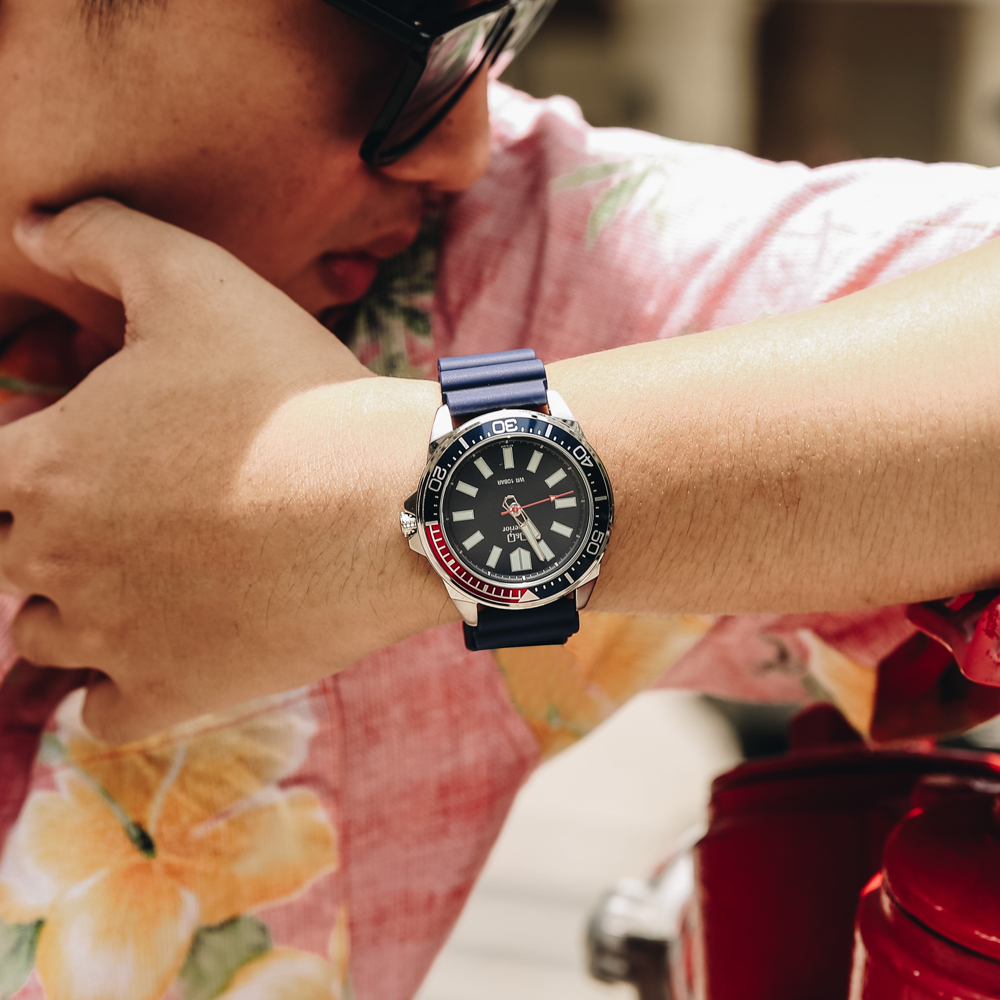 Đồng hồ Q&Q 44 mm Nam S374J302Y