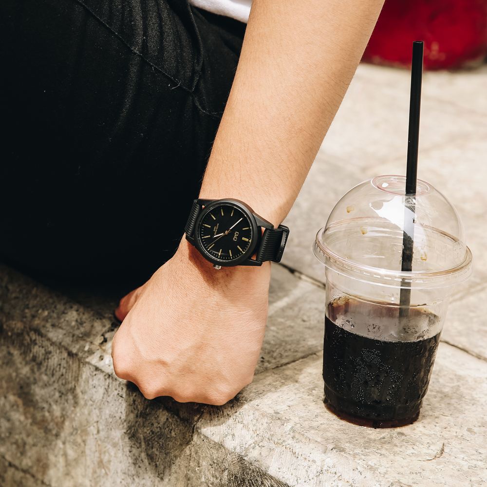 Đồng hồ Q&Q 42 mm Nam VS12J005Y