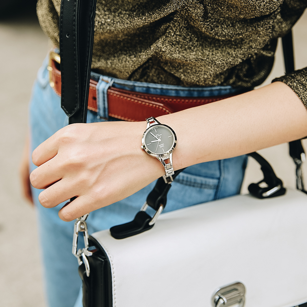 Đồng hồ Q&Q 28 mm Nữ S305J202Y