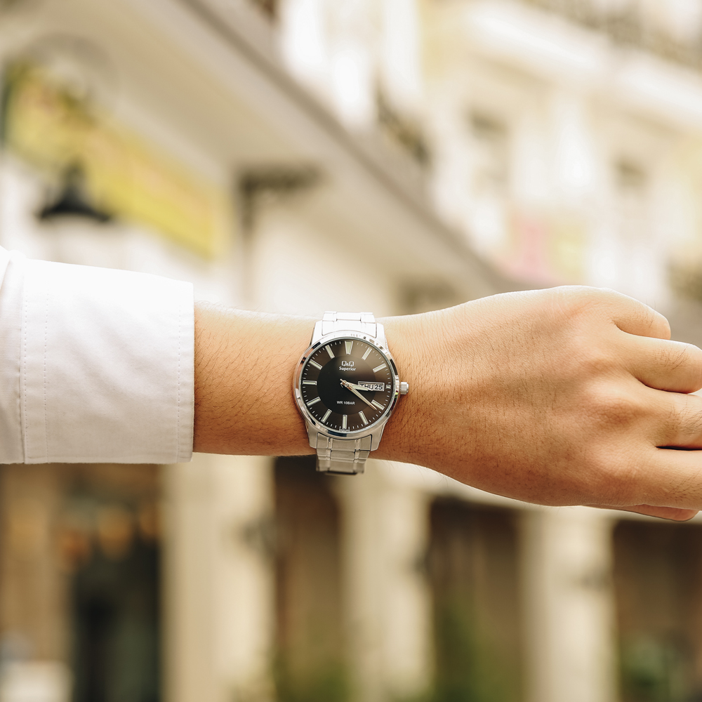 Đồng hồ Q&Q 40 mm Nam S330J202Y