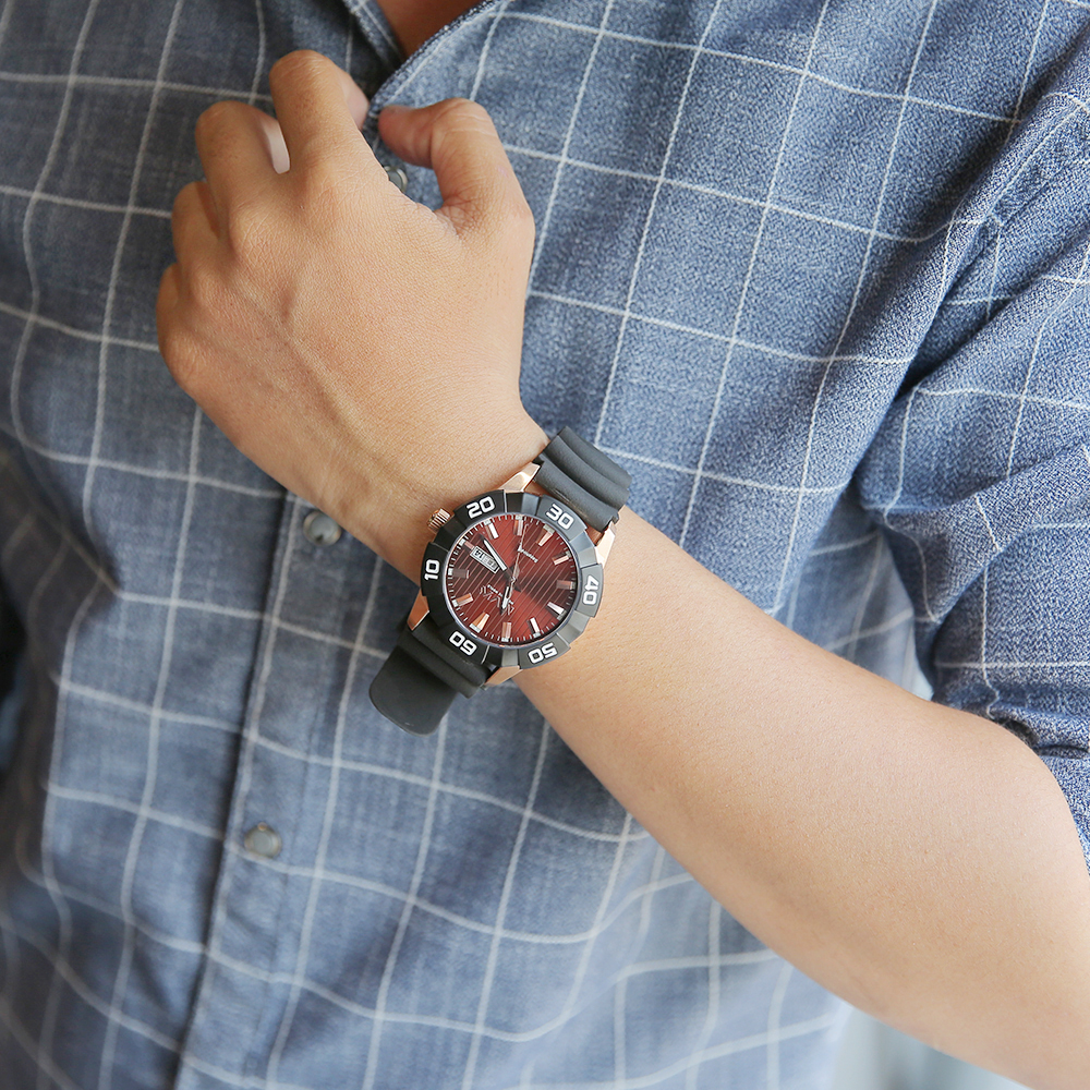 Đồng hồ MVW 43 mm Nam MP002-01