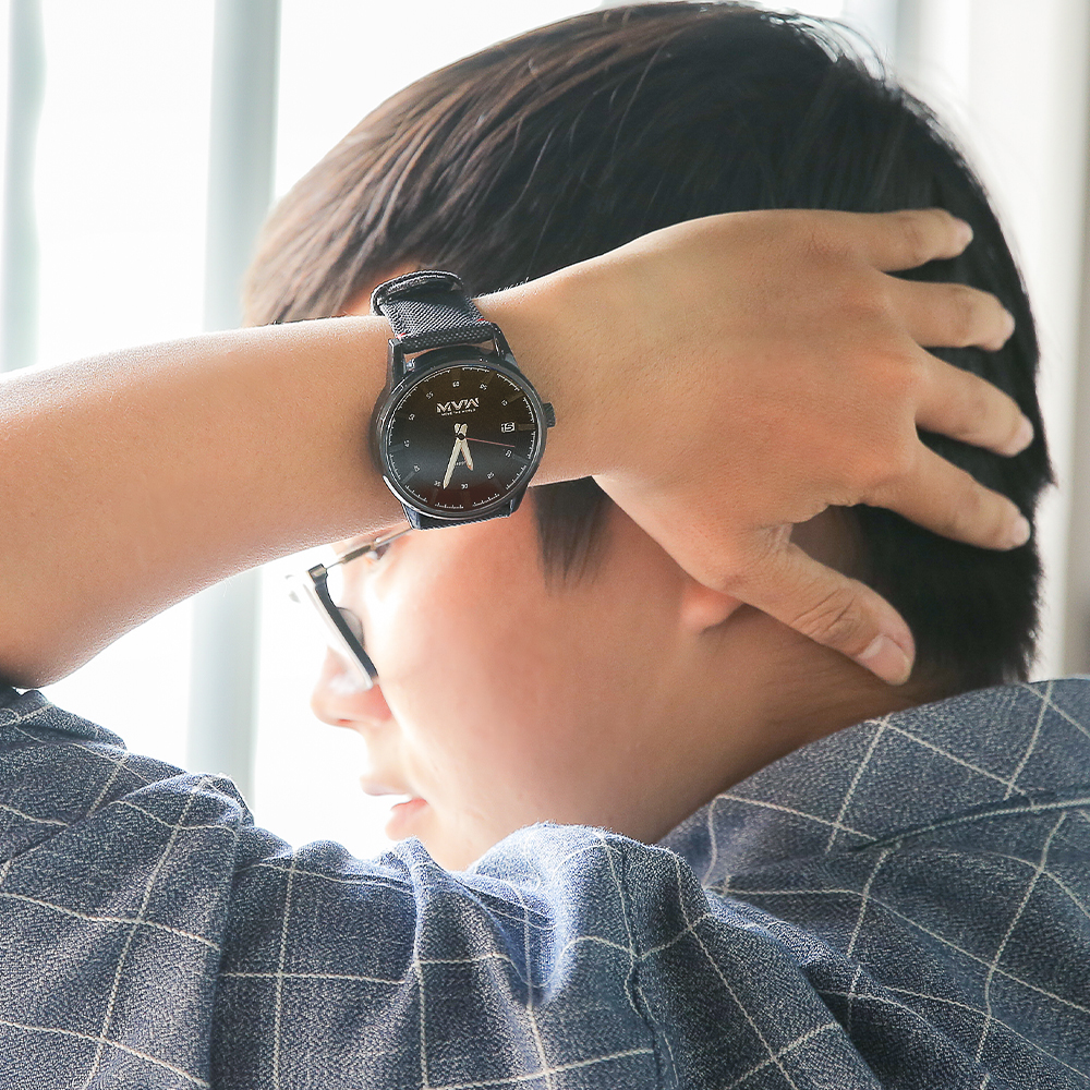 Đồng hồ MVW 42 mm Nam ML026-01