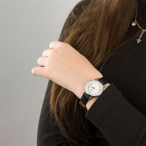 Đồng hồ ADRIATICA 30 mm Nữ A3000.5223Q Màu Đen