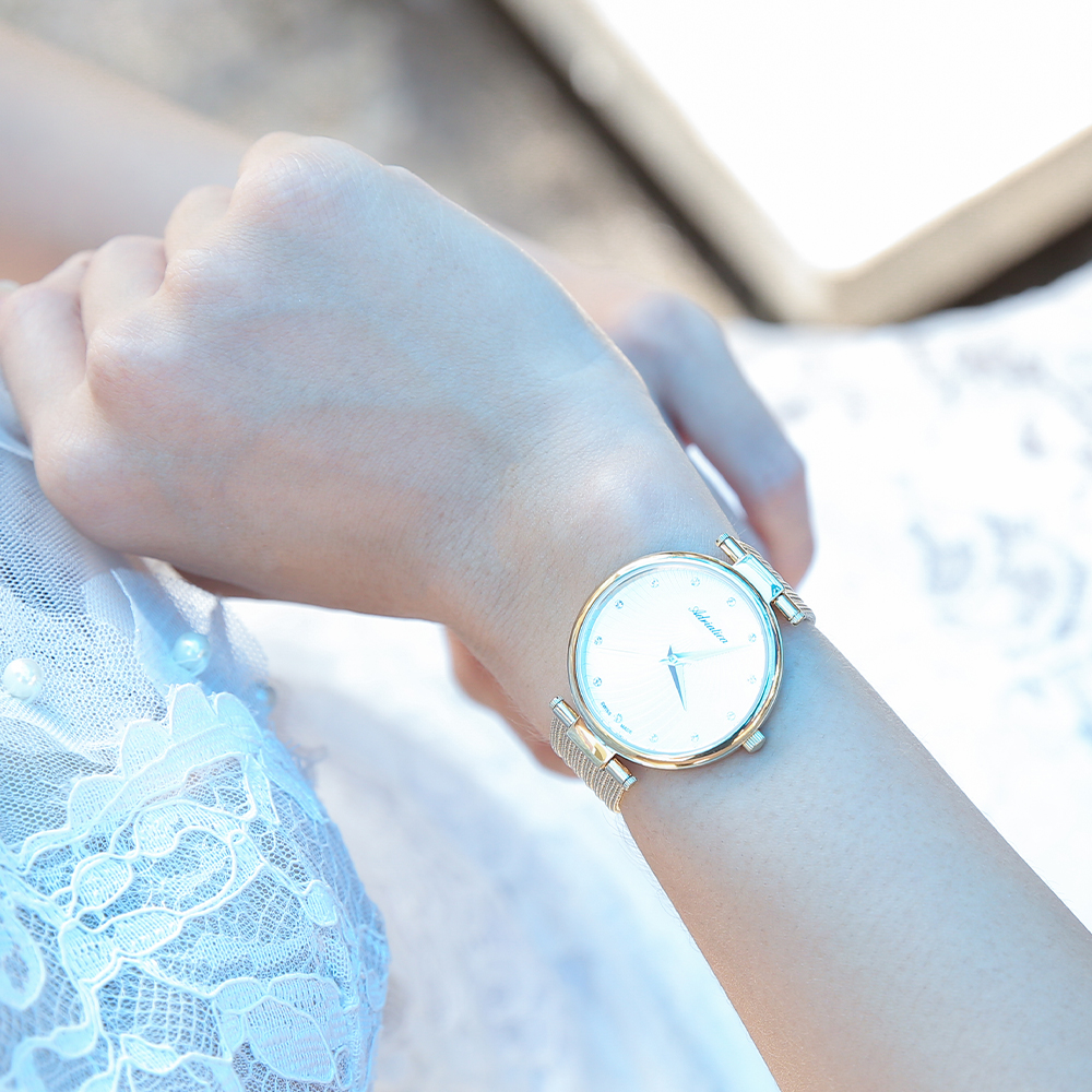 Đồng hồ ADRIATICA 33 mm Nữ A3689.1143Q