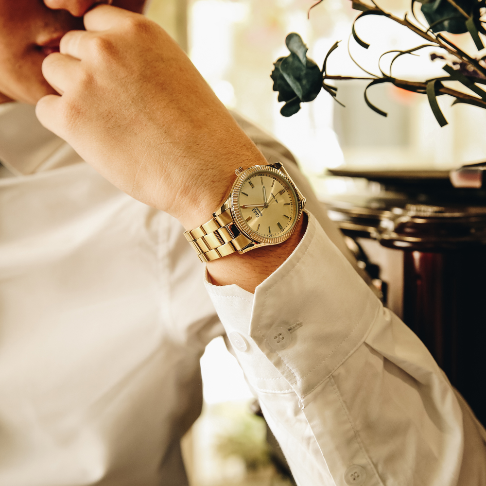 Đồng hồ Q&Q 40 mm Nam S294J010Y