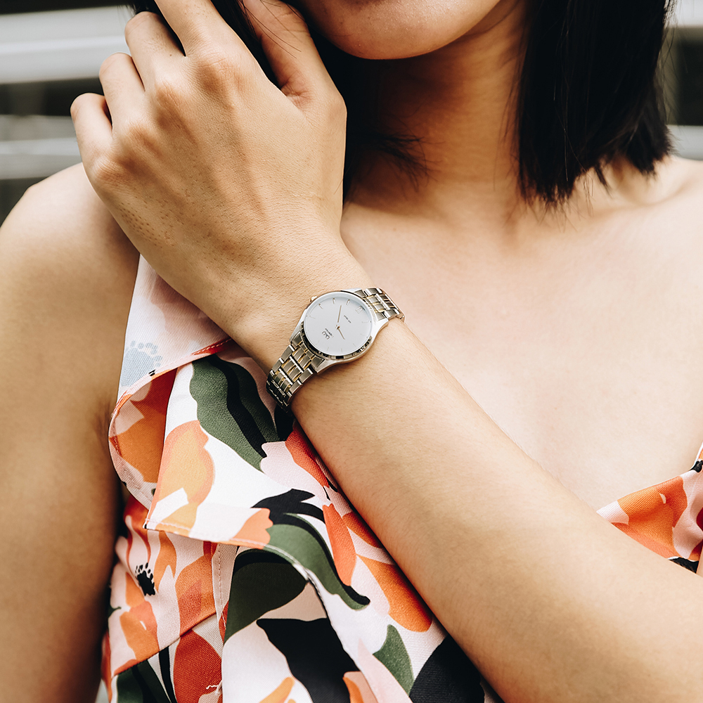 Đồng hồ Q&Q 27 mm Nữ S329J211Y