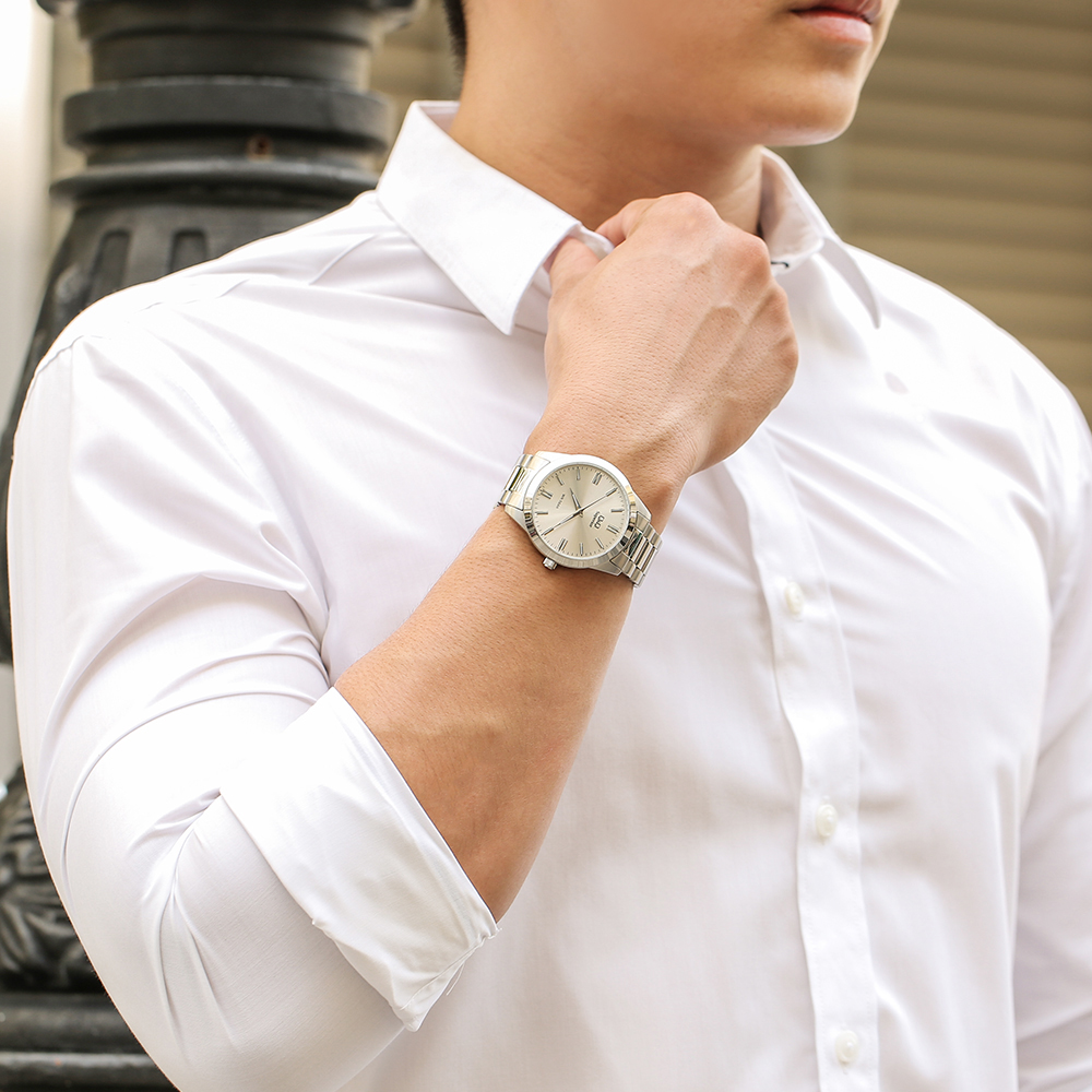 Đồng hồ Q&Q 40 mm Nam S392J201Y