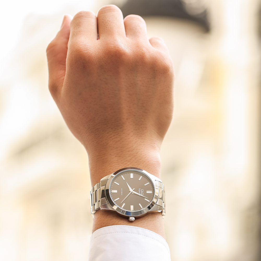 Đồng hồ Q&Q 40 mm Nam S392J202Y