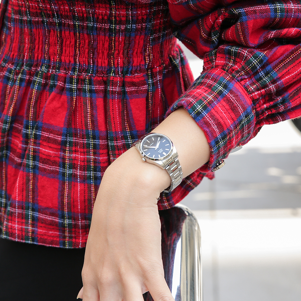 Đồng hồ Q&Q 28.5 mm Nữ S393J202Y