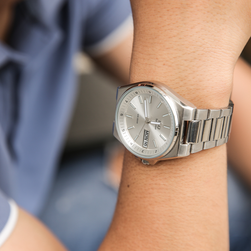 Đồng hồ Q&Q 40 mm Nam S396J201Y