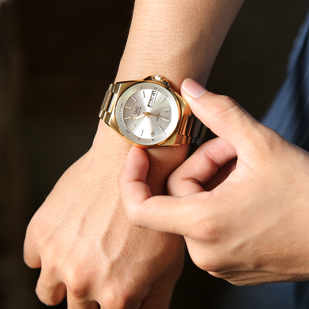 Đồng hồ Q&Q 41 mm Nam S396J001Y