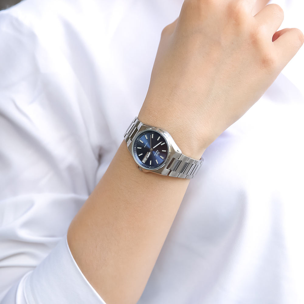 Đồng hồ Q&Q 31 mm Nữ S397J212Y