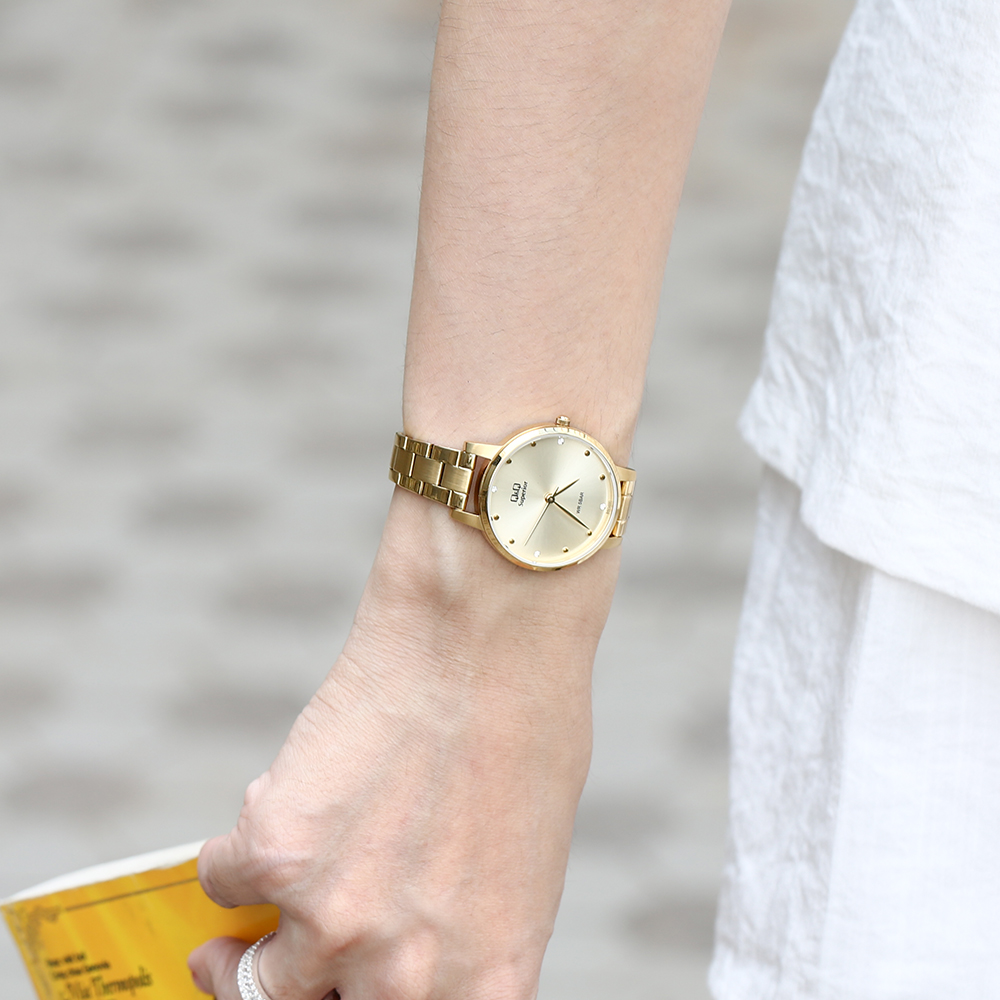 Đồng hồ Q&Q 31 mm Nữ S401J001Y