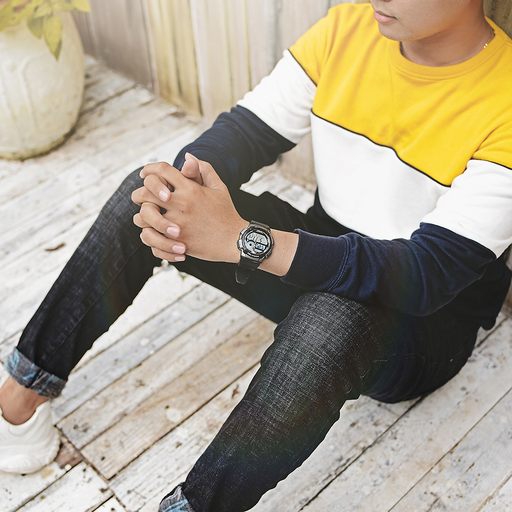 Đồng hồ CASIO 43.5 mm Nam AE-1000W-1BVDF